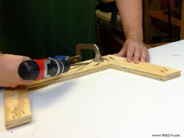 DIY Outdoor Santa Sleigh and Reindeer: Step-by-Step Build Guide from Plywood