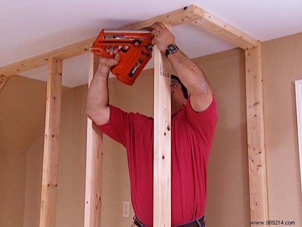 Expert Step-by-Step Guide: Building a Sturdy Internal Frame for Your Built-In Aquarium