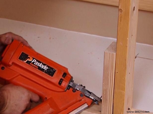 Expert Step-by-Step Guide: Building a Sturdy Internal Frame for Your Built-In Aquarium