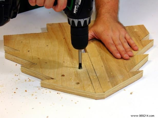 DIY Wooden Christmas Tree Centerpiece: Expert Step-by-Step Guide