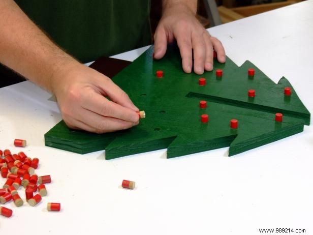 DIY Wooden Christmas Tree Centerpiece: Expert Step-by-Step Guide