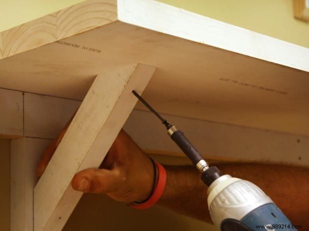 Step-by-Step Guide: Building Durable Open Kitchen Shelving