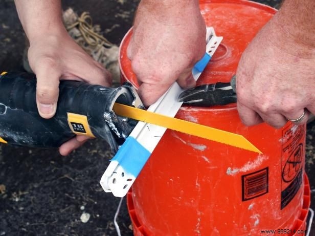 Expert DIY Guide: Build Custom Kitchen Shelves with Pull-Out Drawers in 10 Steps