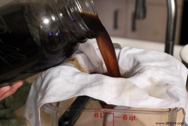 How to Brew Perfect Cold Brew Iced Coffee at Home: Expert Step-by-Step Guide