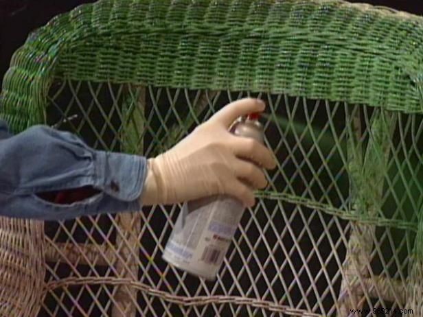How to Clean and Paint a Wicker Chair: Expert Step-by-Step Guide