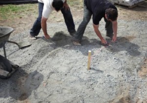 Expert DIY Guide: Build a Durable Fieldstone and Sand Fire Pit in Your Backyard