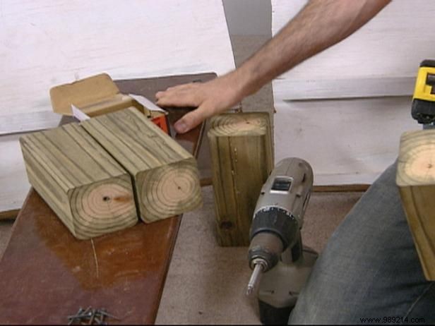 Transform an Old Boat Hull into a Custom DIY Bed: Expert Step-by-Step Guide