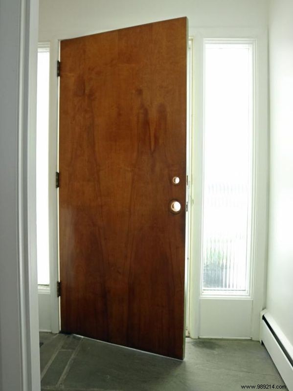 Expert DIY Guide: Transform Your Door with Peel-and-Stick Wallpaper