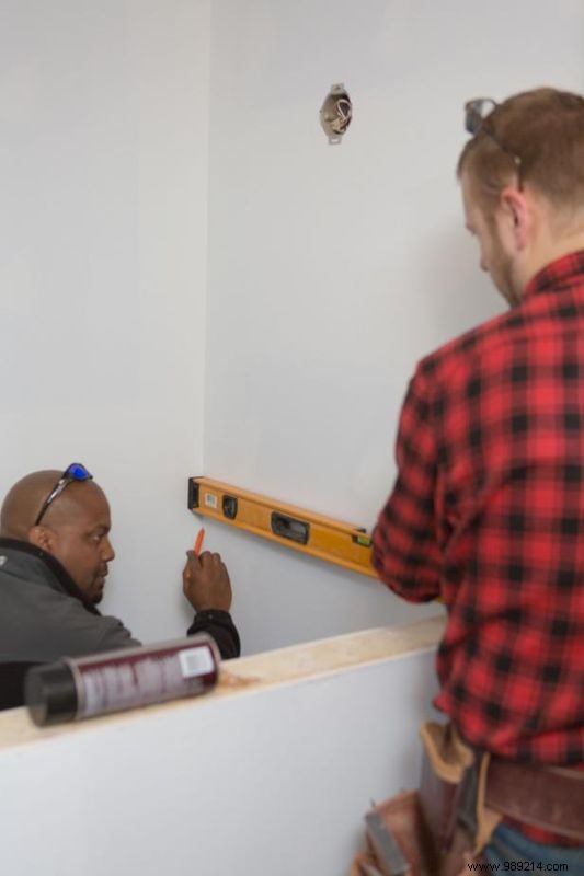 How to Install Burlap Wainscoting: Easy DIY Guide for Rustic Charm