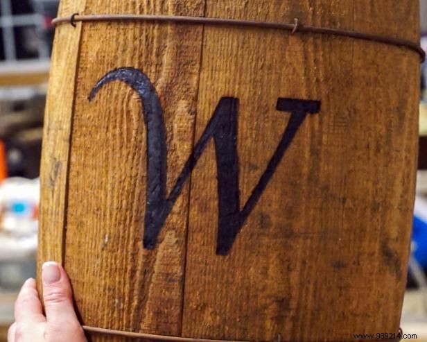 Transform an Old Wooden Barrel into a Custom Firewood Holder: Wood-Burning DIY Guide