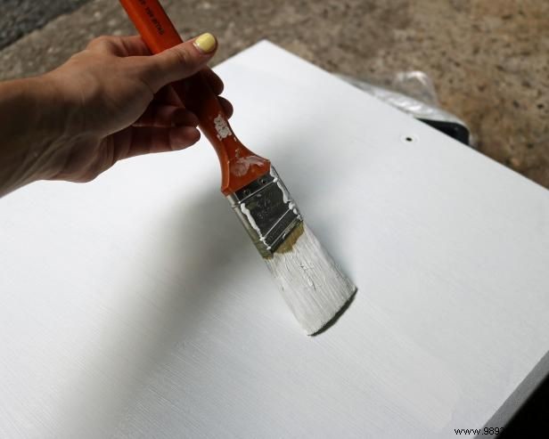 How to Create a Weathered, Distressed Furniture Look: Expert Step-by-Step Guide