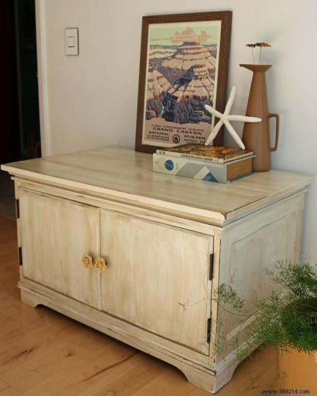 How to Create a Weathered, Distressed Furniture Look: Expert Step-by-Step Guide