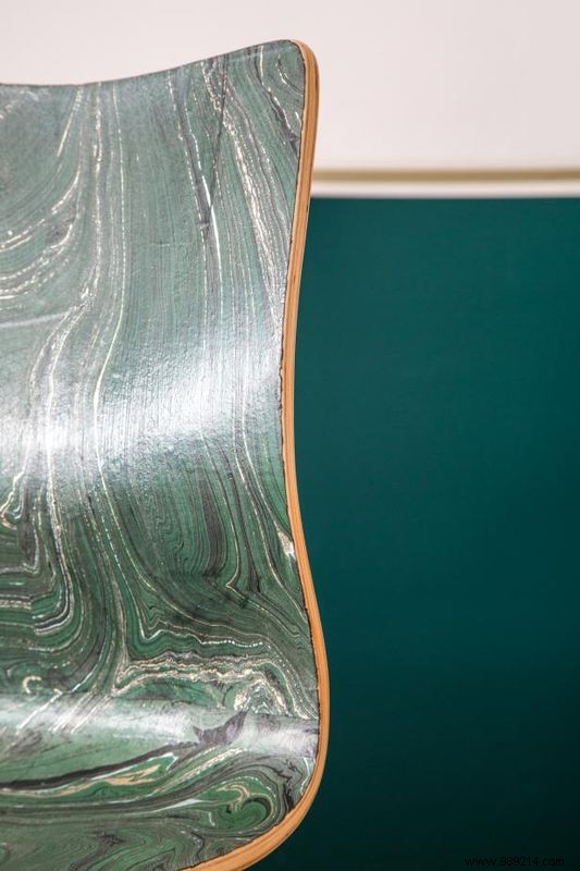 How to Decoupage a Wooden Chair: Expert Step-by-Step DIY Guide