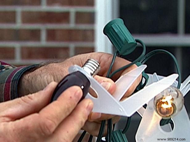 Expert Guide: How to Hang Outdoor Holiday Lights Damage-Free and Beautifully