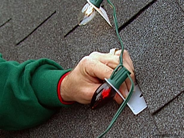 Expert Guide: How to Hang Outdoor Holiday Lights Damage-Free and Beautifully