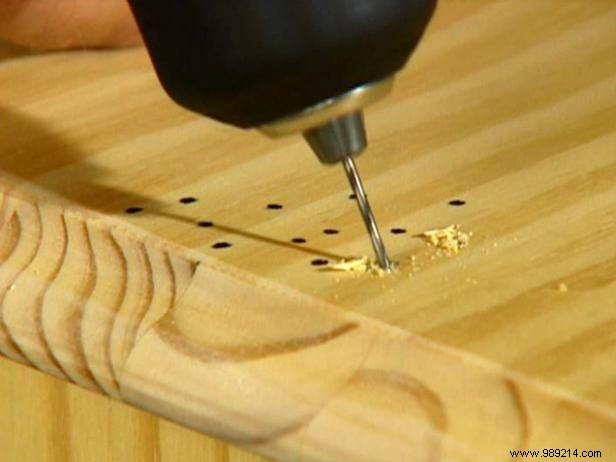 Expert Guide: Distressing Furniture for an Authentic Antique Look