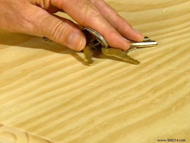 Expert Guide: Distressing Furniture for an Authentic Antique Look