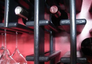 Expert DIY Guide: How to Build and Install a Wall-Mounted Wine Rack