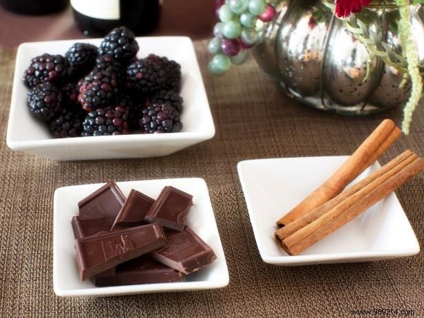 Host a Professional Wine Tasting: Expert Setup and Pairing Tips