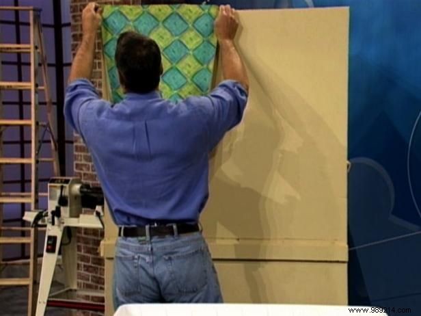 How to Hang Wallpaper Like a Pro: Expert 3-Step Guide