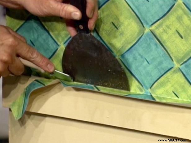 How to Hang Wallpaper Like a Pro: Expert 3-Step Guide