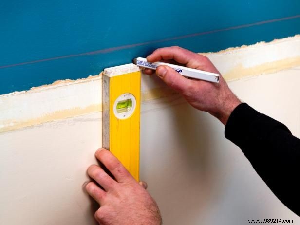 Expert DIY Guide: Install Recessed Panel Wainscoting in a Weekend