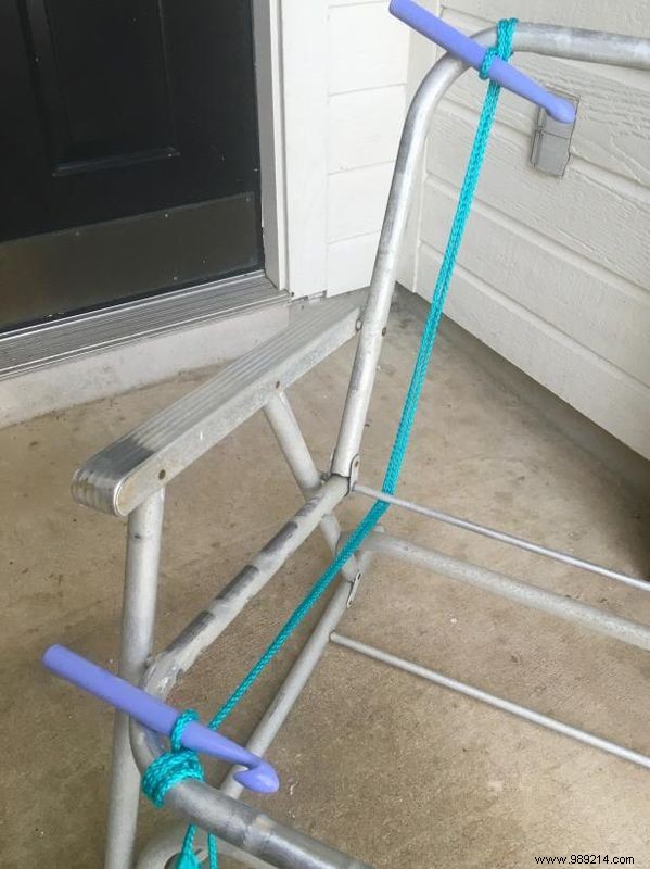 Restore Your Vintage Garden Chair: Step-by-Step Macramé Weaving Guide