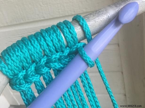 Restore Your Vintage Garden Chair: Step-by-Step Macramé Weaving Guide