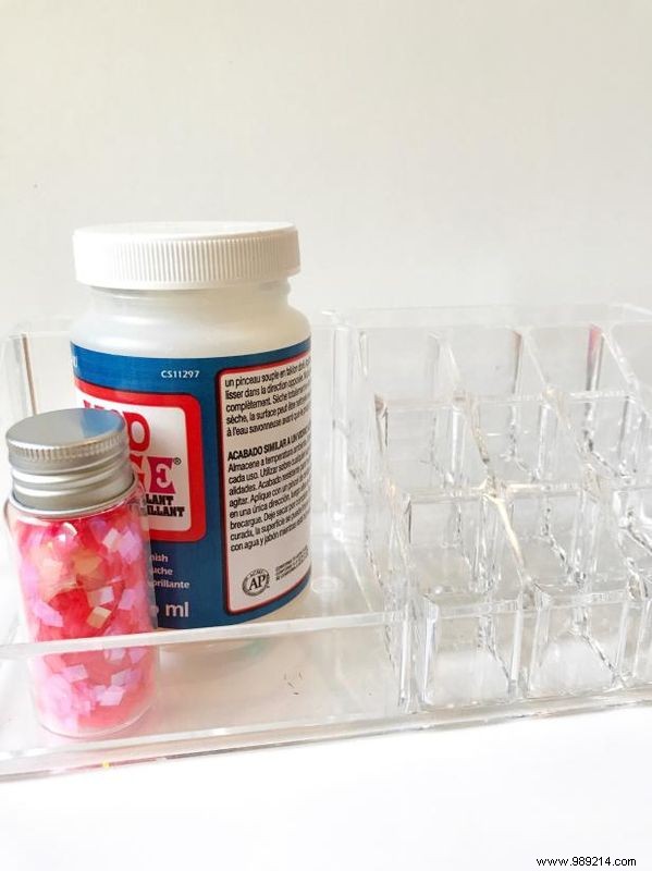 DIY: Transform Plain Acrylic Trays into Stunning Storage with Decoupage – Jennifer Perkins