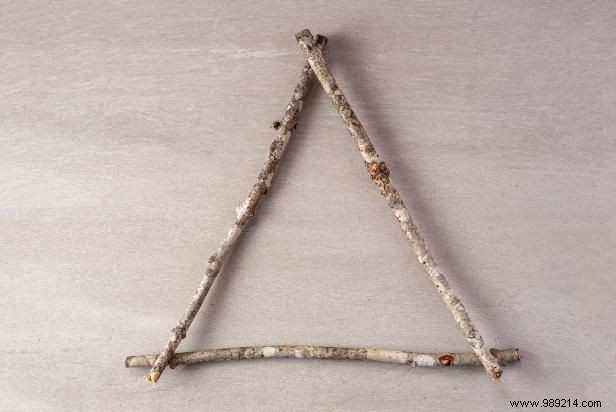 DIY Bohemian Triangle Wreath: Craft a Stunning One in Under 15 Minutes