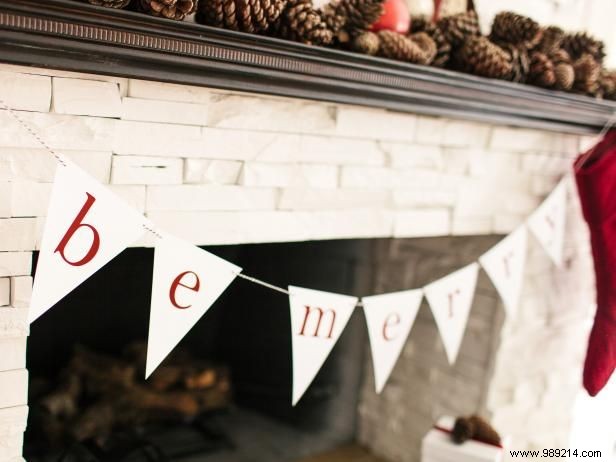 DIY  Be Merry  Christmas Banner: Easy Step-by-Step Holiday Craft Guide