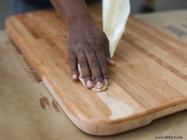 Expert Guide: How to Craft a Professional Butcher Block Cutting Board