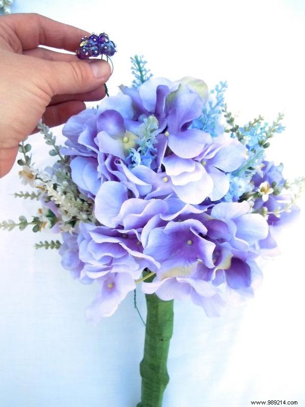 DIY Brooch Bridal Bouquet: Step-by-Step Guide to a Timeless Heirloom