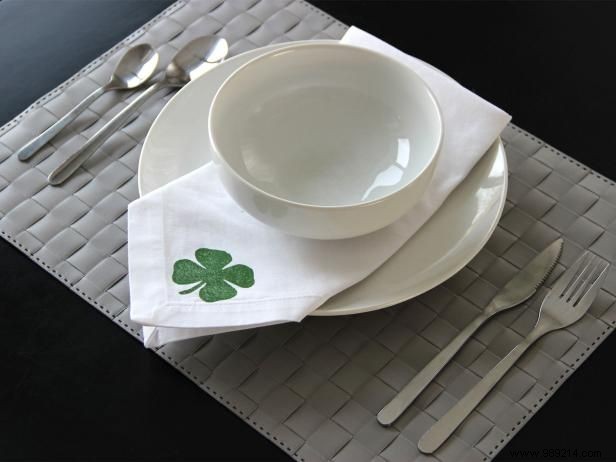 DIY Shamrock Stamper: Easy Step-by-Step Tutorial by Craft Expert Ellen Foord