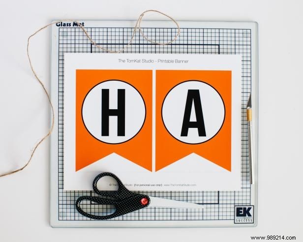 DIY Classic Orange and Black Happy Halloween Banner: Easy Step-by-Step Guide