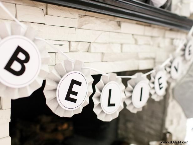 DIY  Believe  Christmas Banner: Elegant Accordion Medallion Bunting Tutorial