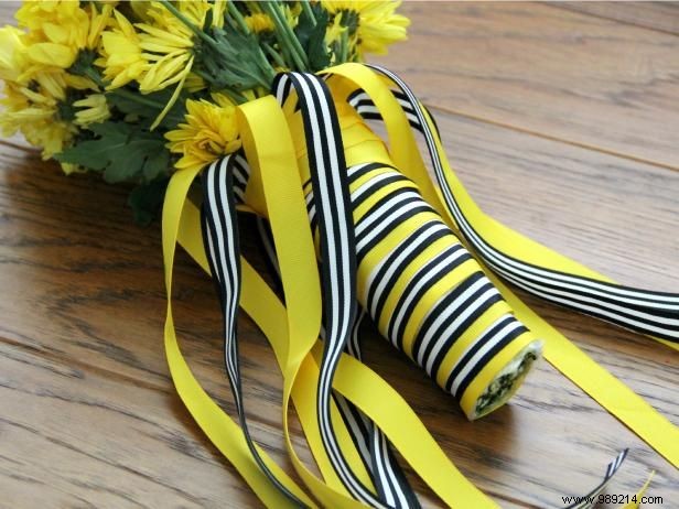 DIY Hanging Ribbon Wedding Bouquet: Easy Step-by-Step Guide