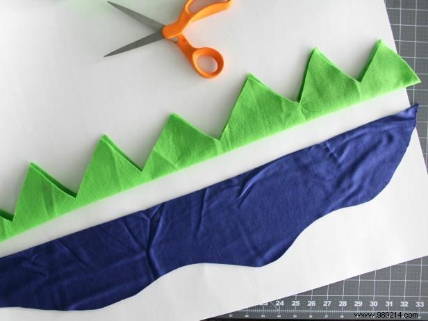 DIY Dinosaur Hat and Tail Costume: Easy Step-by-Step Guide for Kids  Halloween Fun