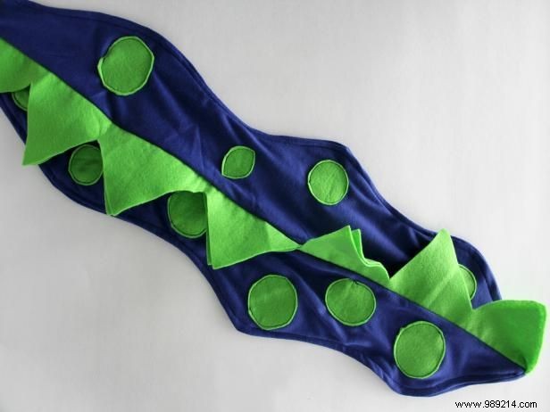 DIY Dinosaur Hat and Tail Costume: Easy Step-by-Step Guide for Kids  Halloween Fun