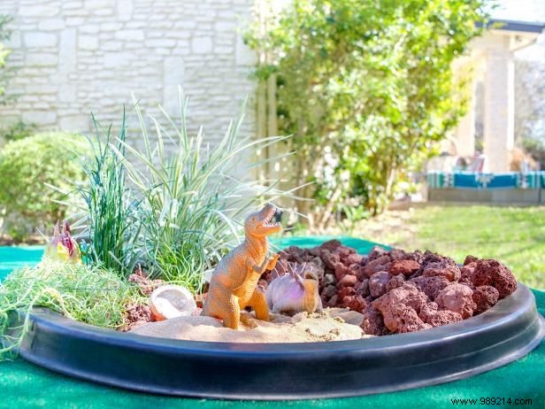 DIY Dinosaur Garden: Build a Prehistoric Sensory Play Area for Budding Paleontologists
