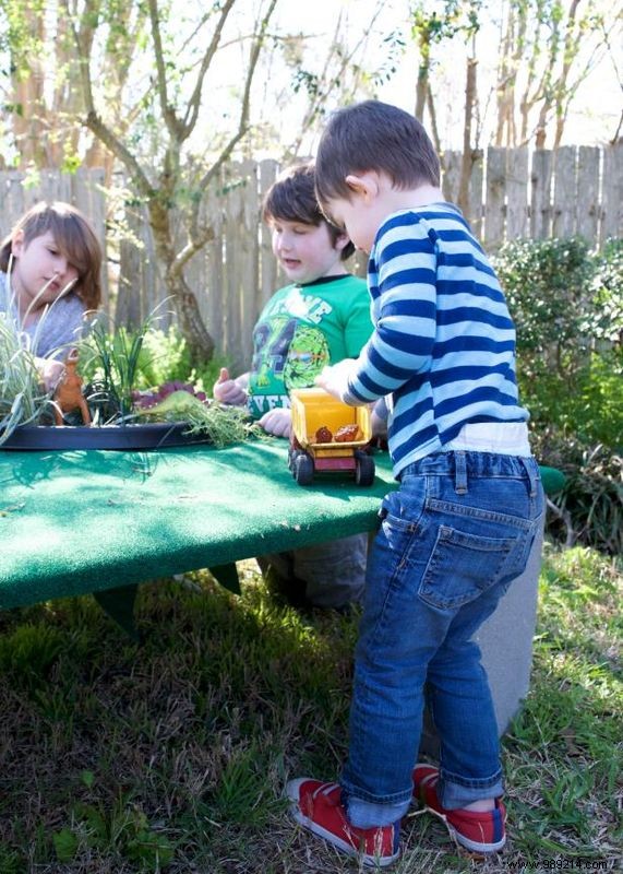 DIY Dinosaur Garden: Build a Prehistoric Sensory Play Area for Budding Paleontologists