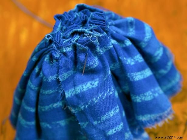 How to Craft Stunning Fabric Flowers: Easy Step-by-Step DIY Guide