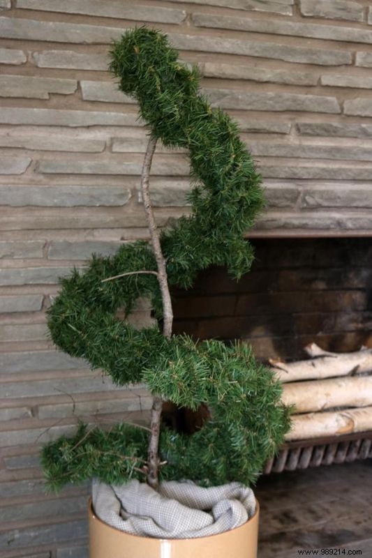 DIY Guide: Craft a Realistic Evergreen Faux Spiral Topiary That Lasts All Year