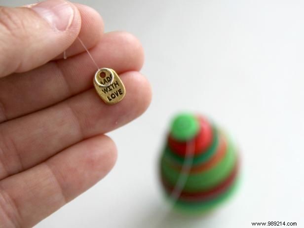 DIY Button Family Tree Christmas Ornament: Easy Personalized Tutorial