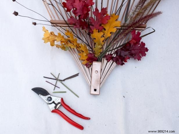 DIY Fall Rake Wreath: Easy Step-by-Step Tutorial from a Seasoned Crafter