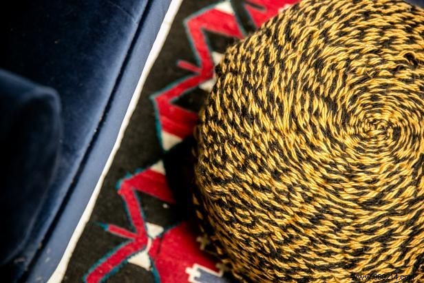 DIY Hula Hoop Floor Pouf Cover: Expert Weaving Tutorial by Jennifer Perkins