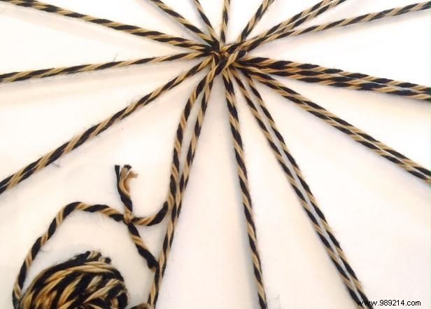 DIY Hula Hoop Floor Pouf Cover: Expert Weaving Tutorial by Jennifer Perkins