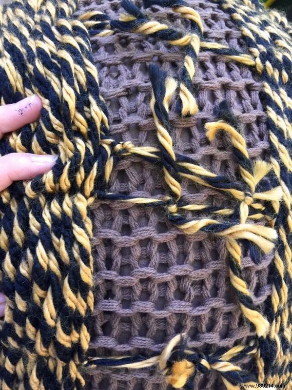 DIY Hula Hoop Floor Pouf Cover: Expert Weaving Tutorial by Jennifer Perkins