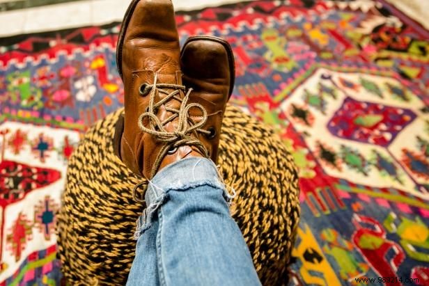 DIY Hula Hoop Floor Pouf Cover: Expert Weaving Tutorial by Jennifer Perkins