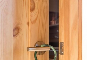 DIY Wool Felt Beaded Door Hanger: Easy Step-by-Step Tutorial by Jennifer Ramos